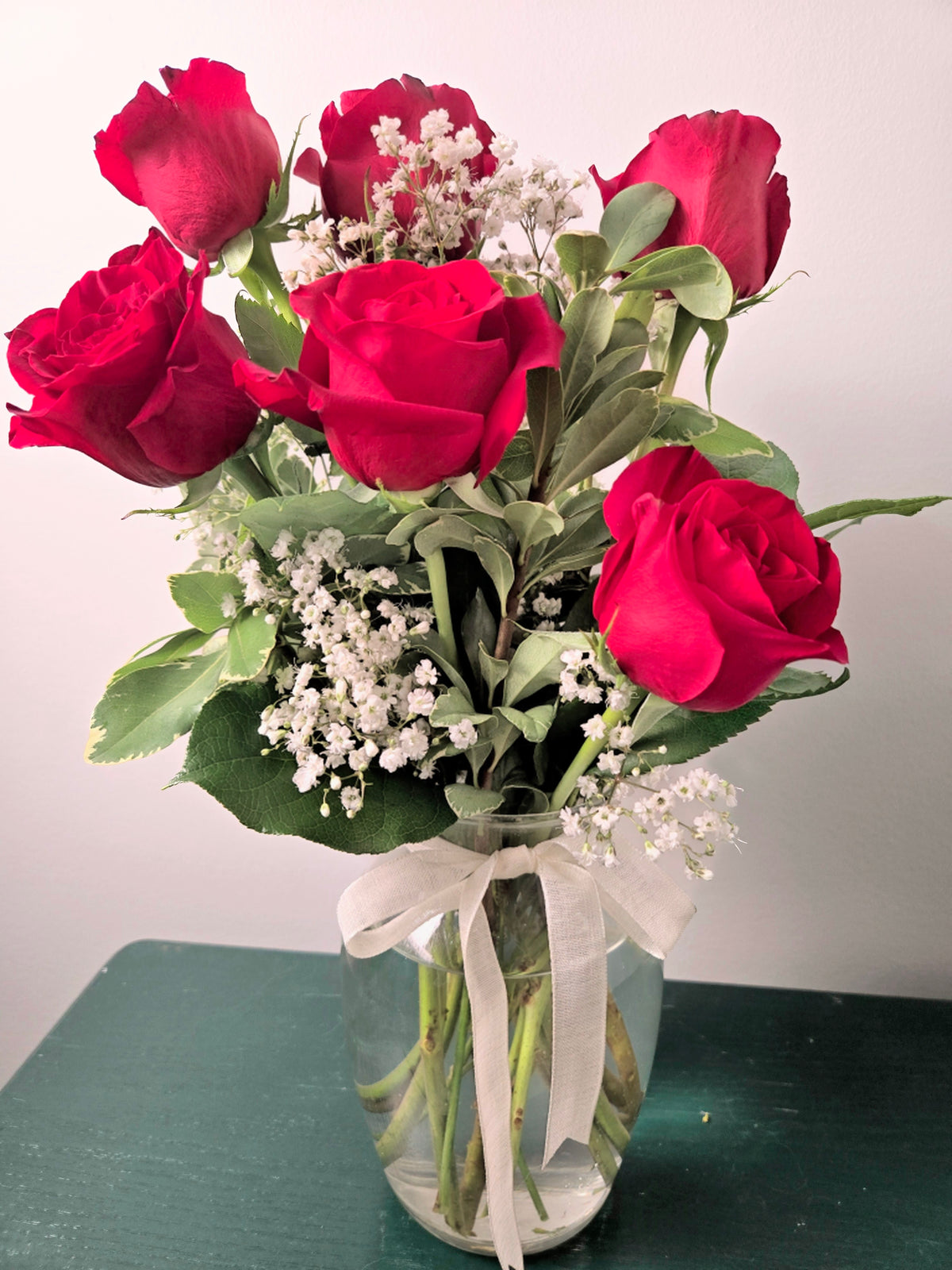 Red Roses Half Dozen Arrangement in a Vase