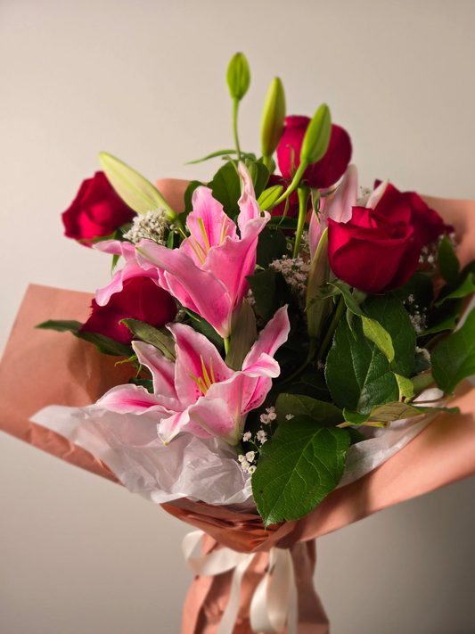 Lilly's and Roses Bouquet